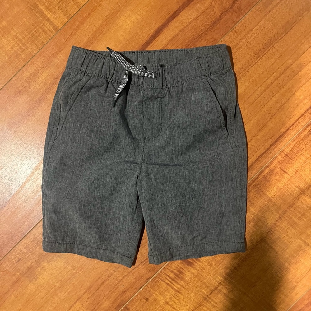 Gray old navy shorts